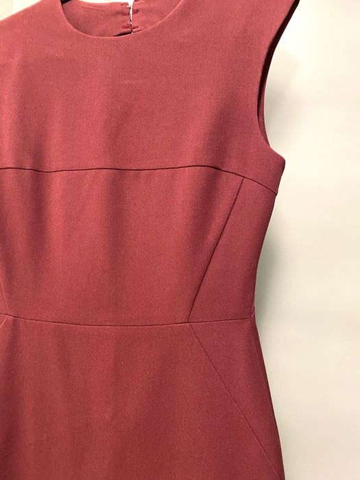 Vestido midi bordeaux