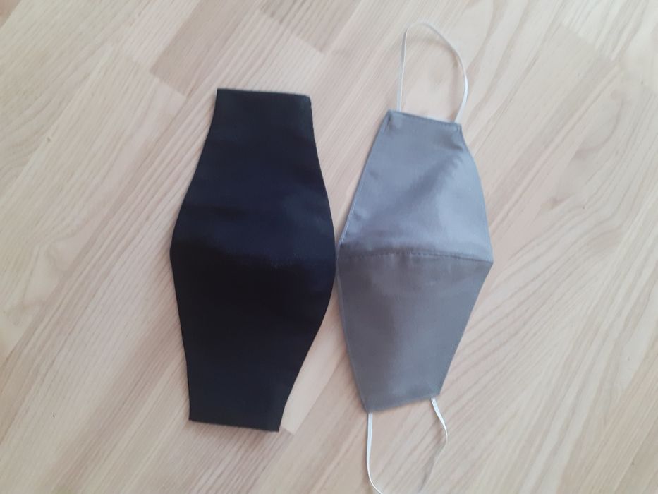 Маски для діток і дорослих