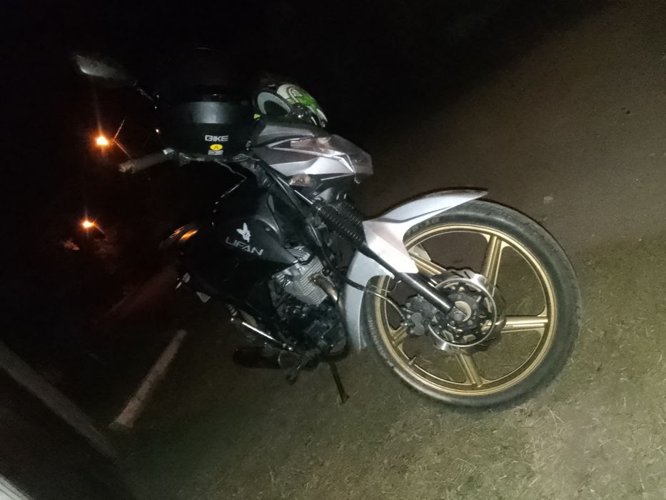 Мотоцикл лифан  str