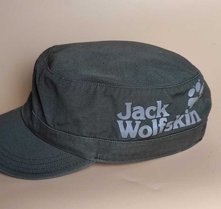 Кепка  Jack Wolfskin.