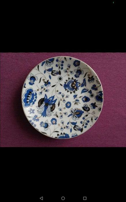 Piękny talerzyk Queen Isabell