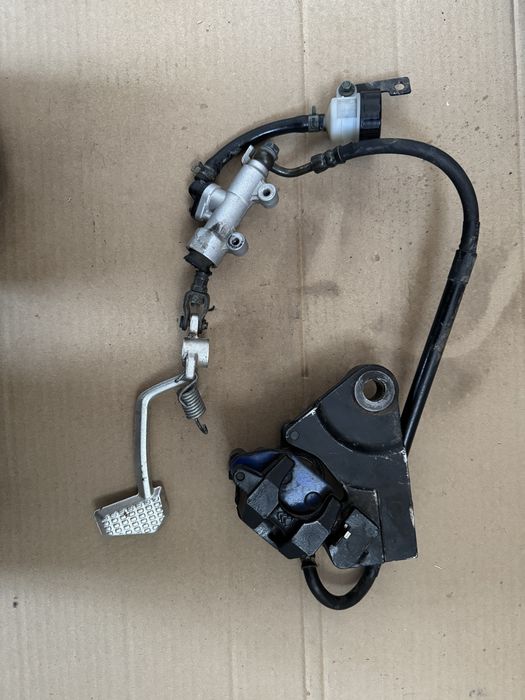 Тормозні комплекти перед зад в зборі (VOGE300RR VOGE300R )