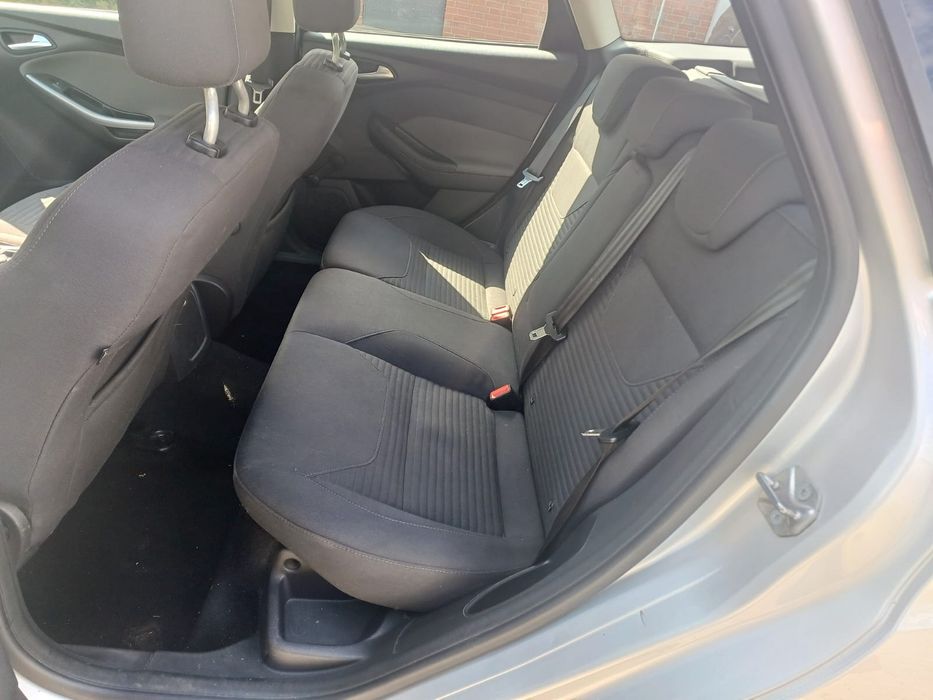 Ford Focus MK3 2.0 TDCi warto klimatyzacja alufelgi ładny ekonomiczny