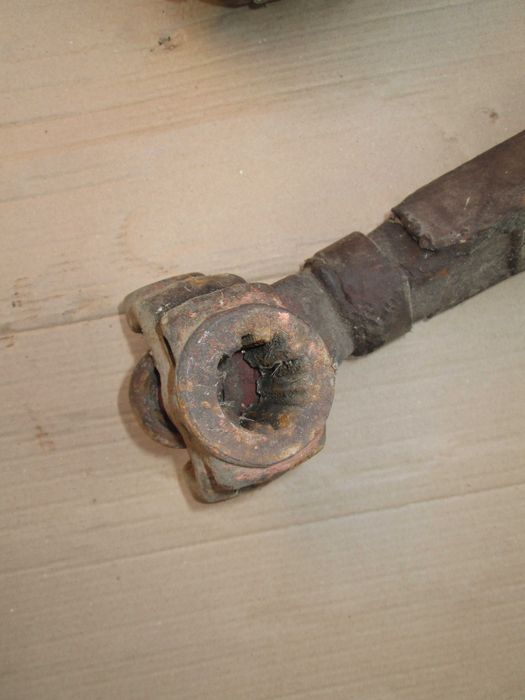 Кардан. ГУК. Карданний вал. Вилка ГУКа                  .