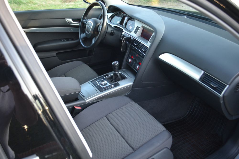 Audi A6 AVant 2.0 TDI manual