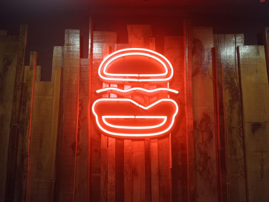 Reclame luminoso néon