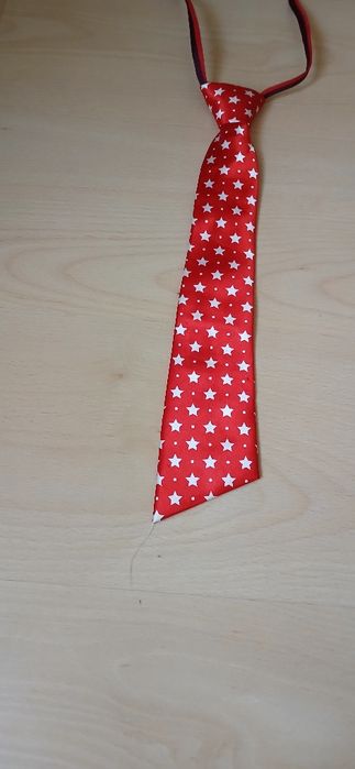 Gravata de palhaço, nova