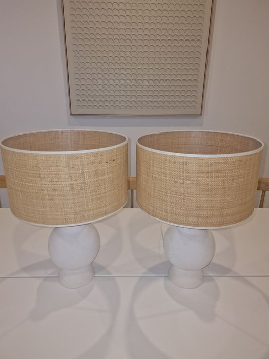 Candeeiros de Mesa em Cerâmica com Abajur Estilo Ráfia – Elegantes e em Ótimo Estado