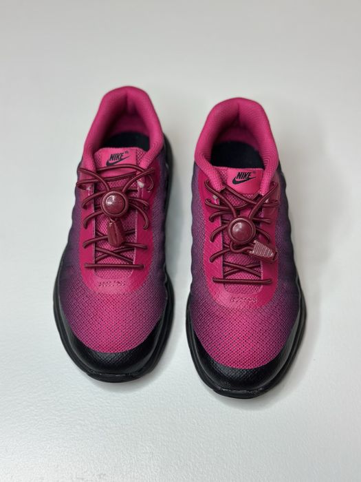 Nike Air Max Invigor оригинальные крутейшие кроссовки