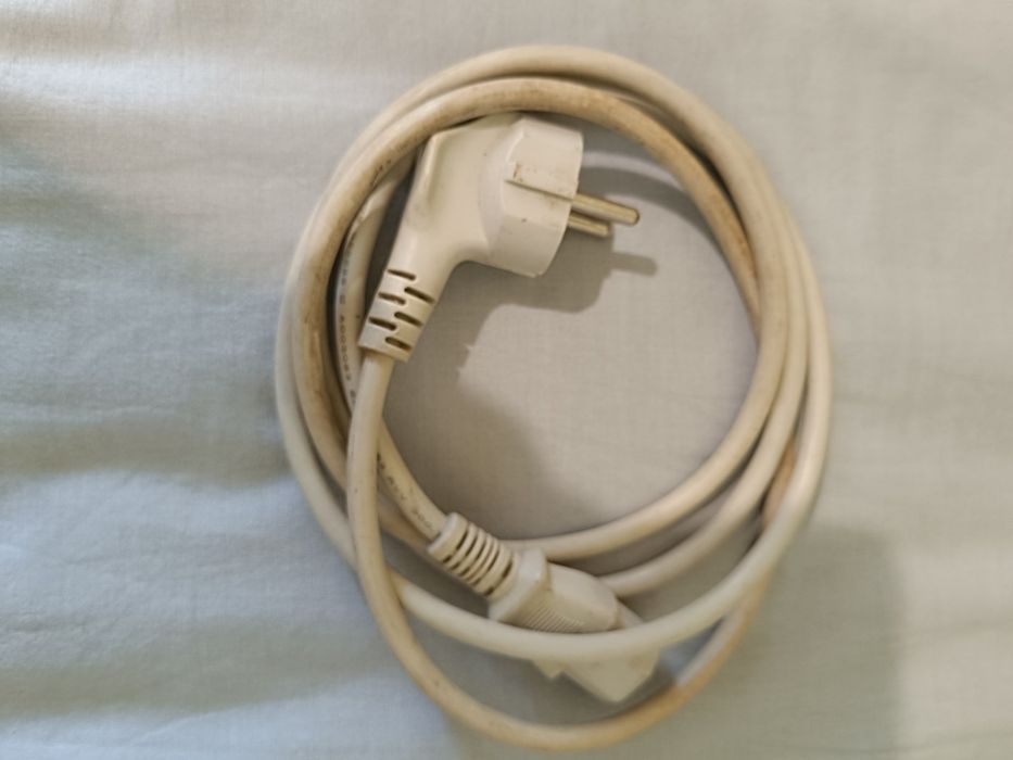 Видеокамера, мышка, шнур