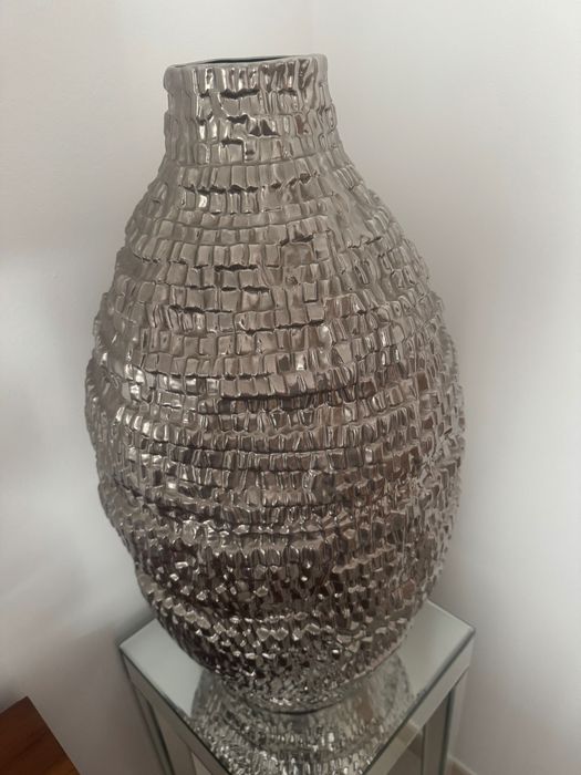 Jarrão em cerâmica prateado decorativo