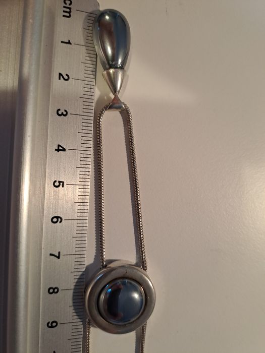 Srebrny łańcuszek z ozdobnymi elementami p.925