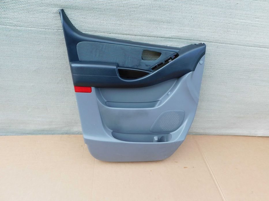 Tapicerka Boczek Lewy Drzwi Kierowcy Hyundai H1 Starex II