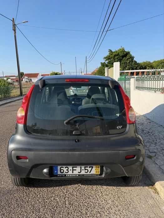 Peugeot 107 2008 gasolina