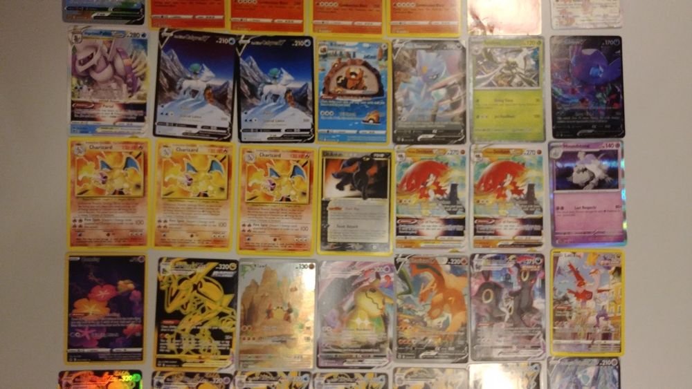 Karty kolekcjonerskie Pokemon