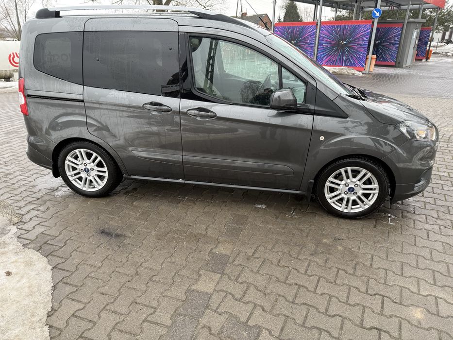 Ford Tourneo Courier 2019