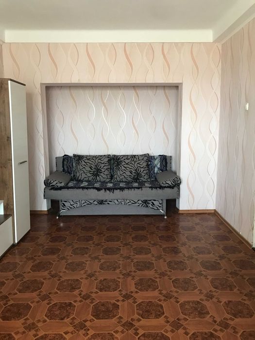 Продається 2к. квартира на Пісках