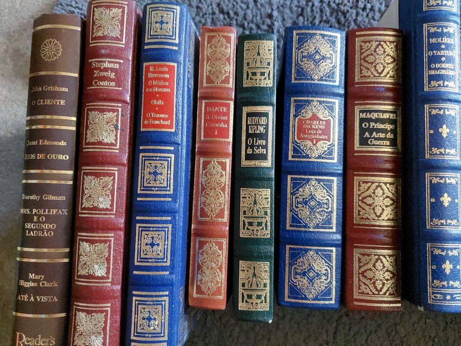 Livros praticamente novos