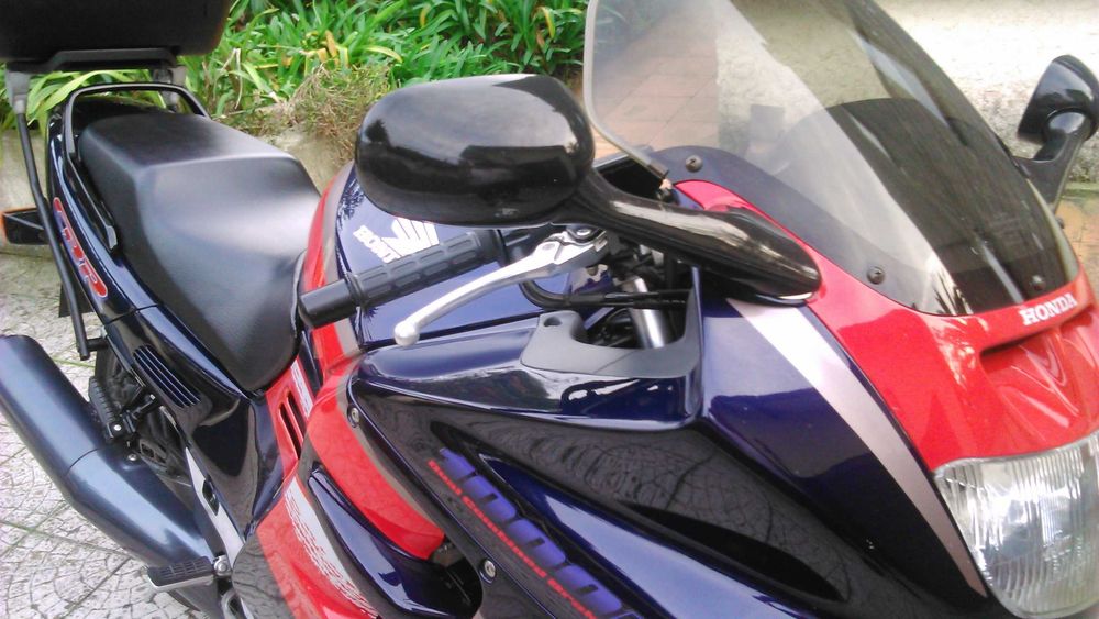 HONDA CBR 1000 F 1993 ORIGINAL impecável