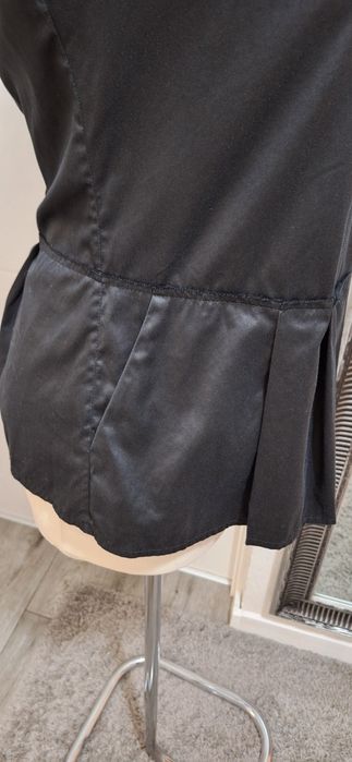 Prada m bluzka orginal