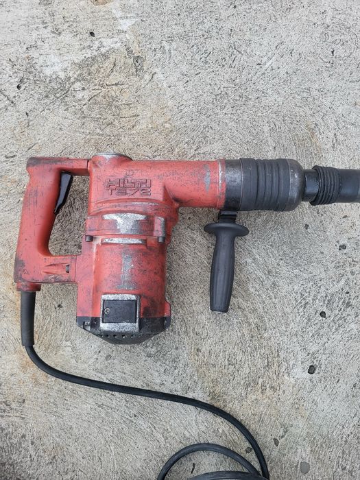 Перфоратор, дрель Hilti