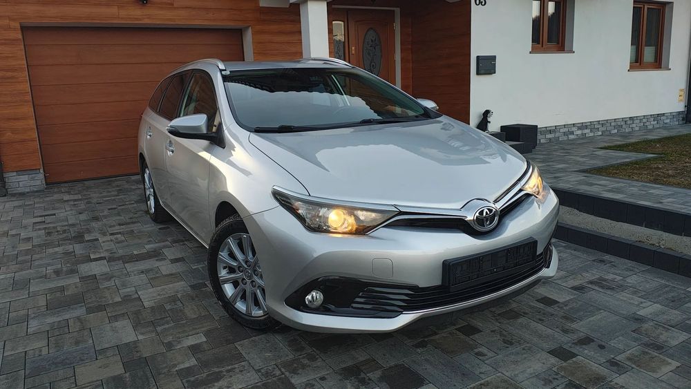 Toyota Auris Kamera! Niski przebieg! Super stan! GWARANCJA!