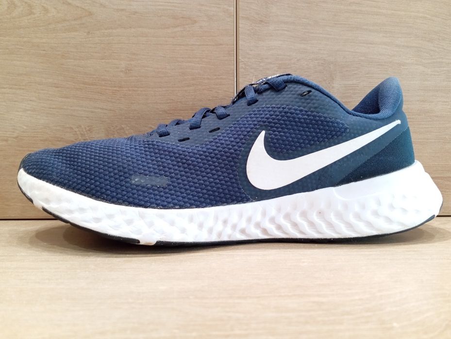 NIKE REVOLUTION 5 BQ3204-400 Buty Sportowe Męskie Rozm.  43 /27,5cm