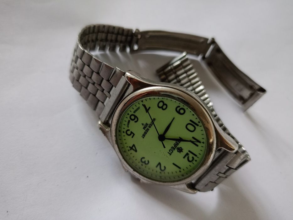 Zegarek Perfect damski uszkodzony