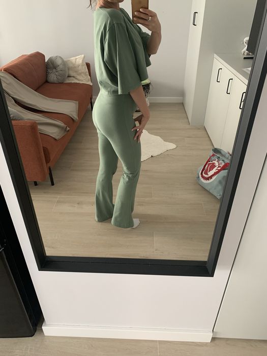 Pistacjowy komplet rozm S