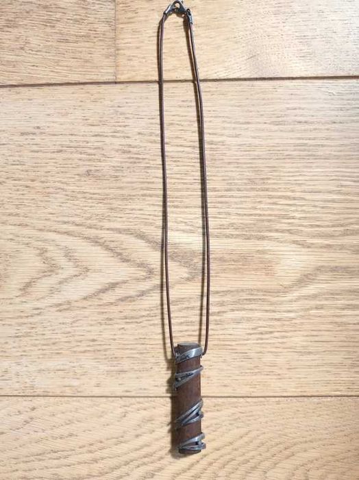 KRUK - naszyjnik z drewna wenge i srebra