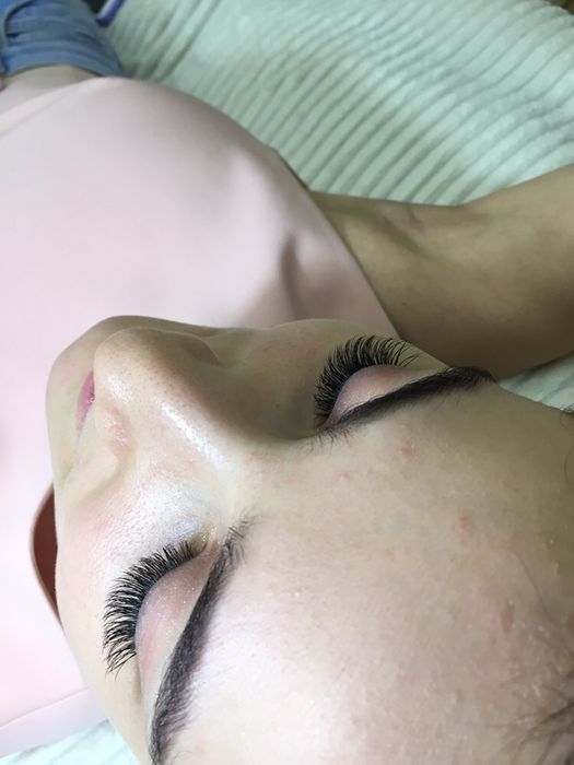 Акція 7000 Курси нарощування та ламінування вій