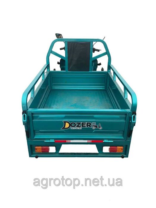 Електротрицикл DOZER Model 1 для приватного використання