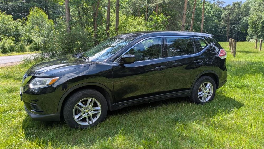 Продам автомобіль Nissan Rogue