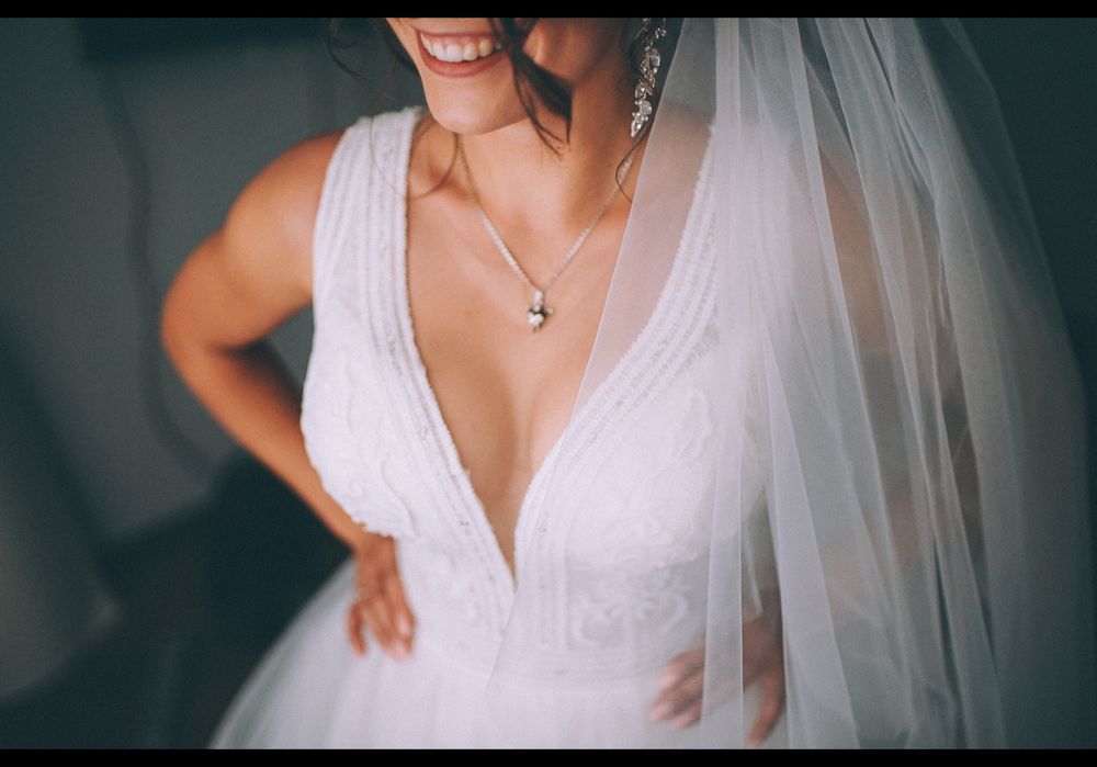 Весільна сукня