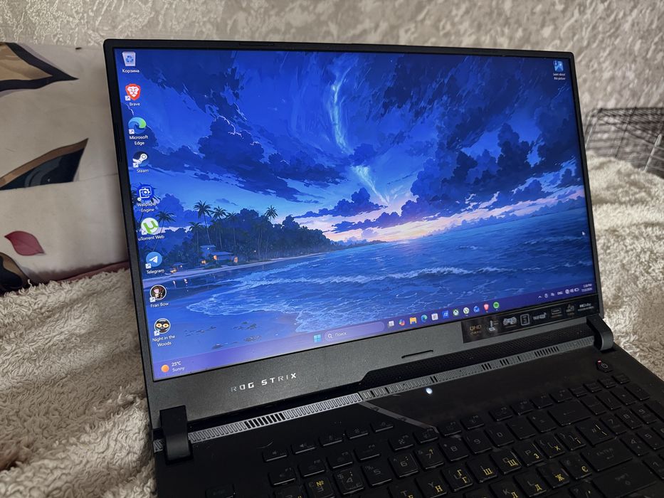 Продам ASUS ROG Strix G733CX