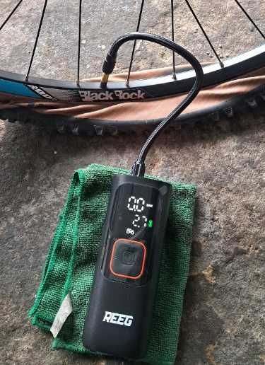 POMPKA ELEKTRYCZNA do roweru samochodu piłki wielofunkcyjna powerbank