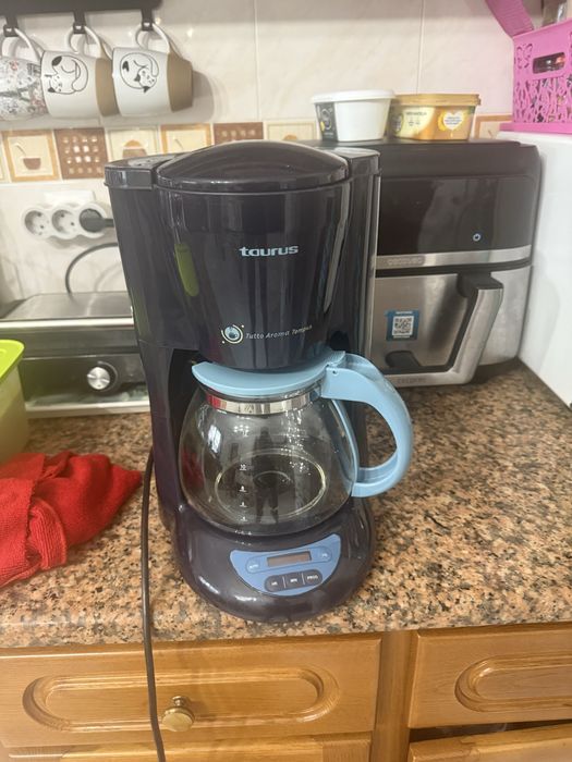 Maquina de cafe impecavel