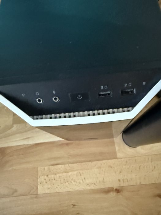 Komputer gamingowy 16GB RAM 2TB Win11