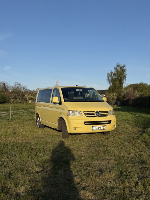 Volkswagen Multivan T5 2004 rok