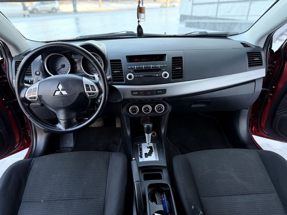 Mitsubishi Lancer, 2.0, автомат