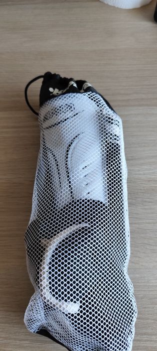 Caneleiras de futebol Kipsta em branco (S)