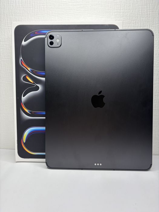 Apple iPad Pro 13 M5 (2025) 12/256GB Wi-Fi + Cellular Space Black open box