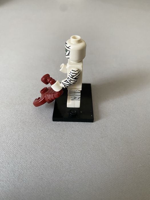 LEGO Minifigures Series 3 - Mummy (8803-08)