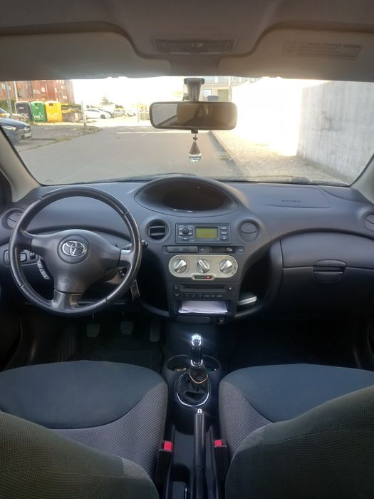 Particular Toyota Yaris 1.4 D4D Óptimo Nacional