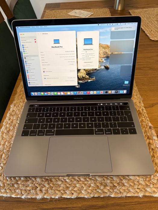 MacBook Pro Intel Core i7 16 GB 512 GB szary 13-calowy, 2019 r cztery porty Thunderbolt 3 TouchBar
