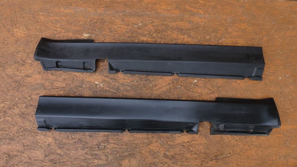 bmw e32  nakładka progowa  lewa 1948023