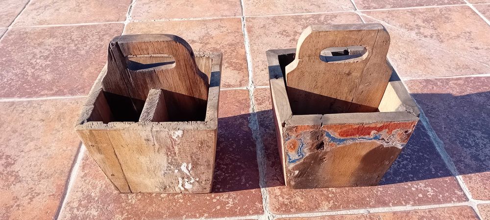 Caixas de Ferramentas Antigas em Madeira