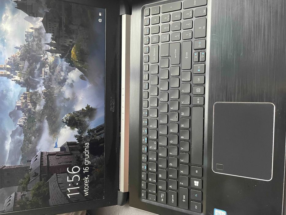 Laptop acer aspire i7