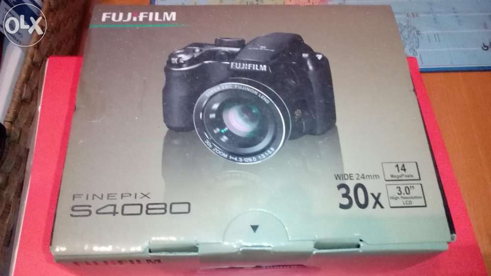 Máquina fotográfica Fujifilm S4080