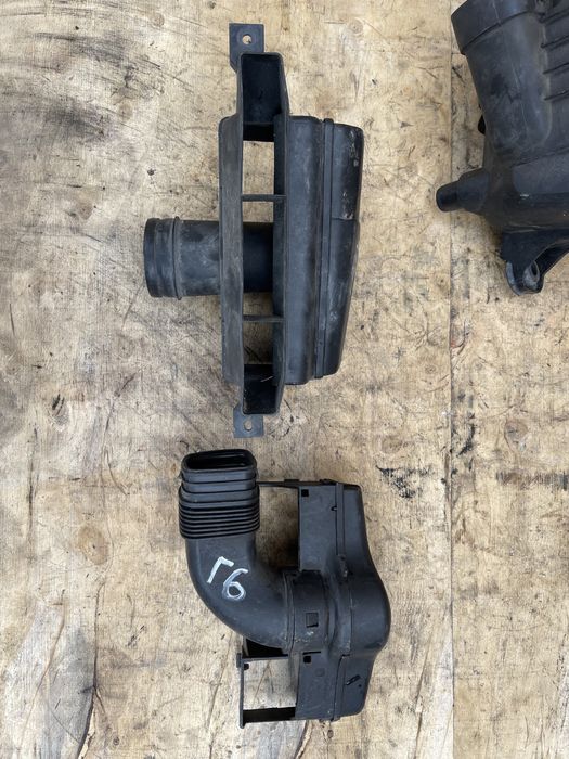 Корпус повітряного фільтра VW Passat B6 Golf 5-6 Jetta 5 Caddy Touran